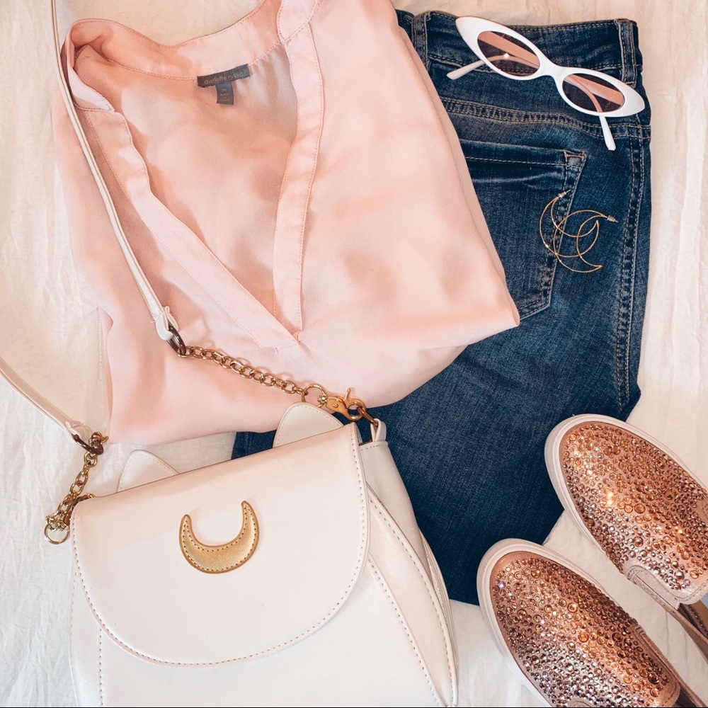 ✨HOST PICK✨Charlotte Russe Soft Blush Pink Blouse✨